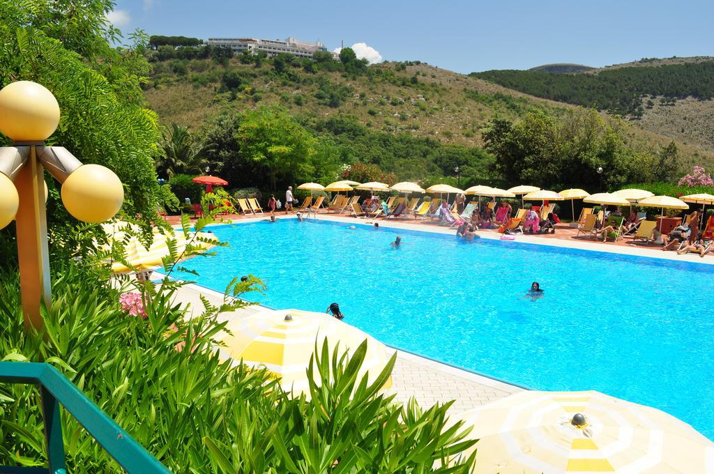 Club Residence Pianetamaratea Santa Caterina  Ngoại thất bức ảnh